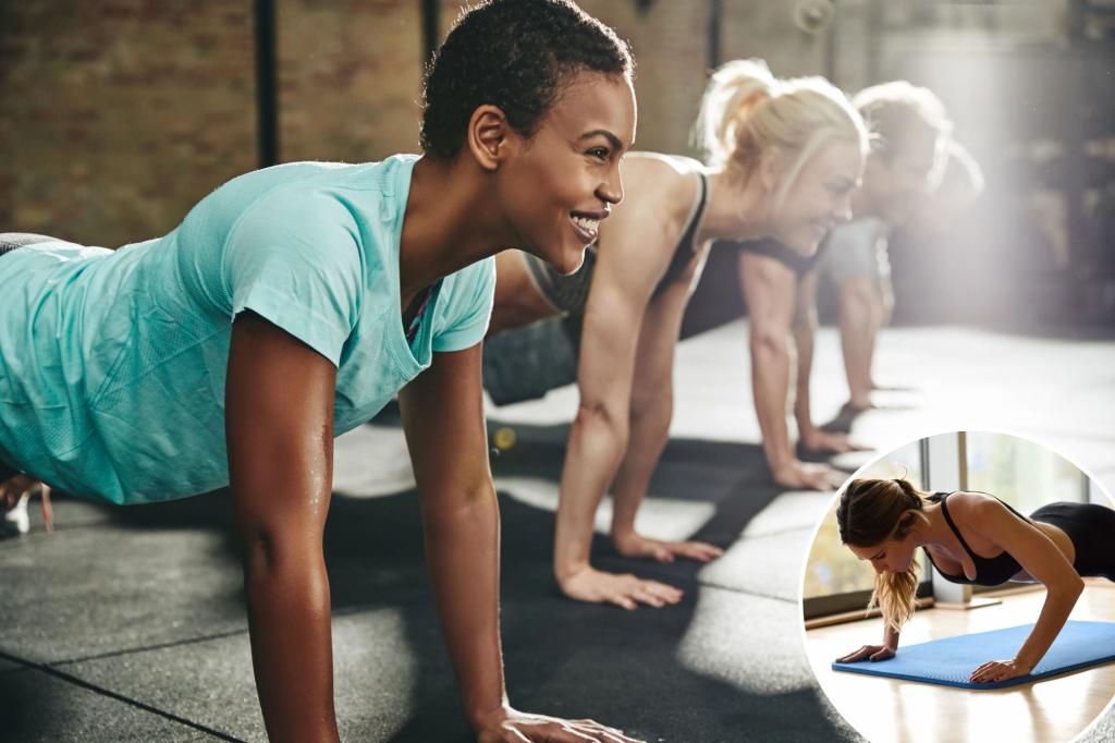 That's how many push-ups the average person should be able to do, according to experts